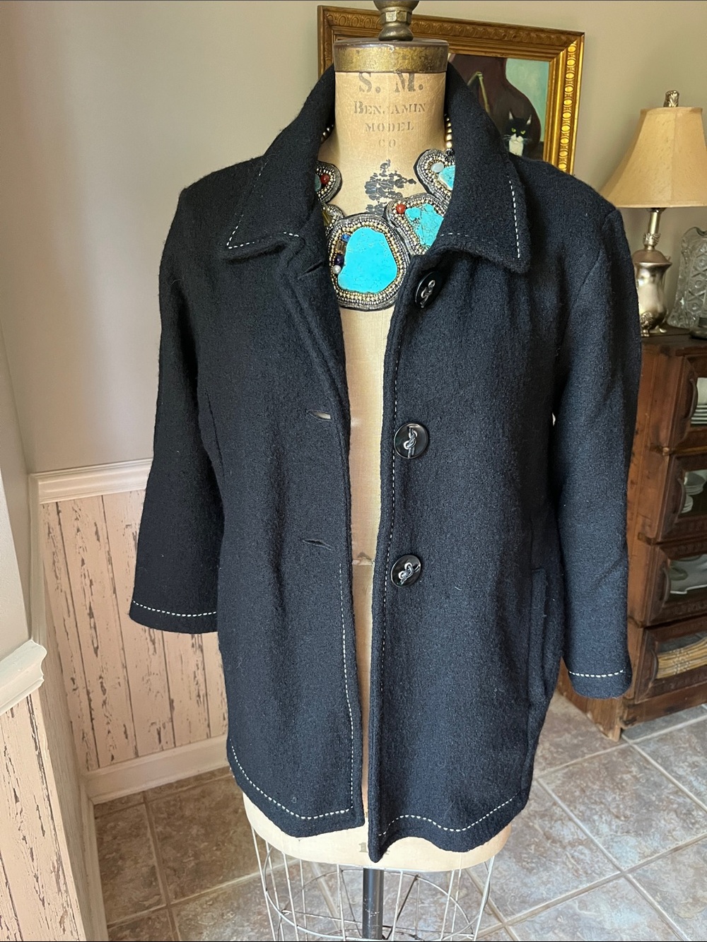 Emma James Black Women's Coat - Timeless Three-Button Jacket couture look! Sz Lg